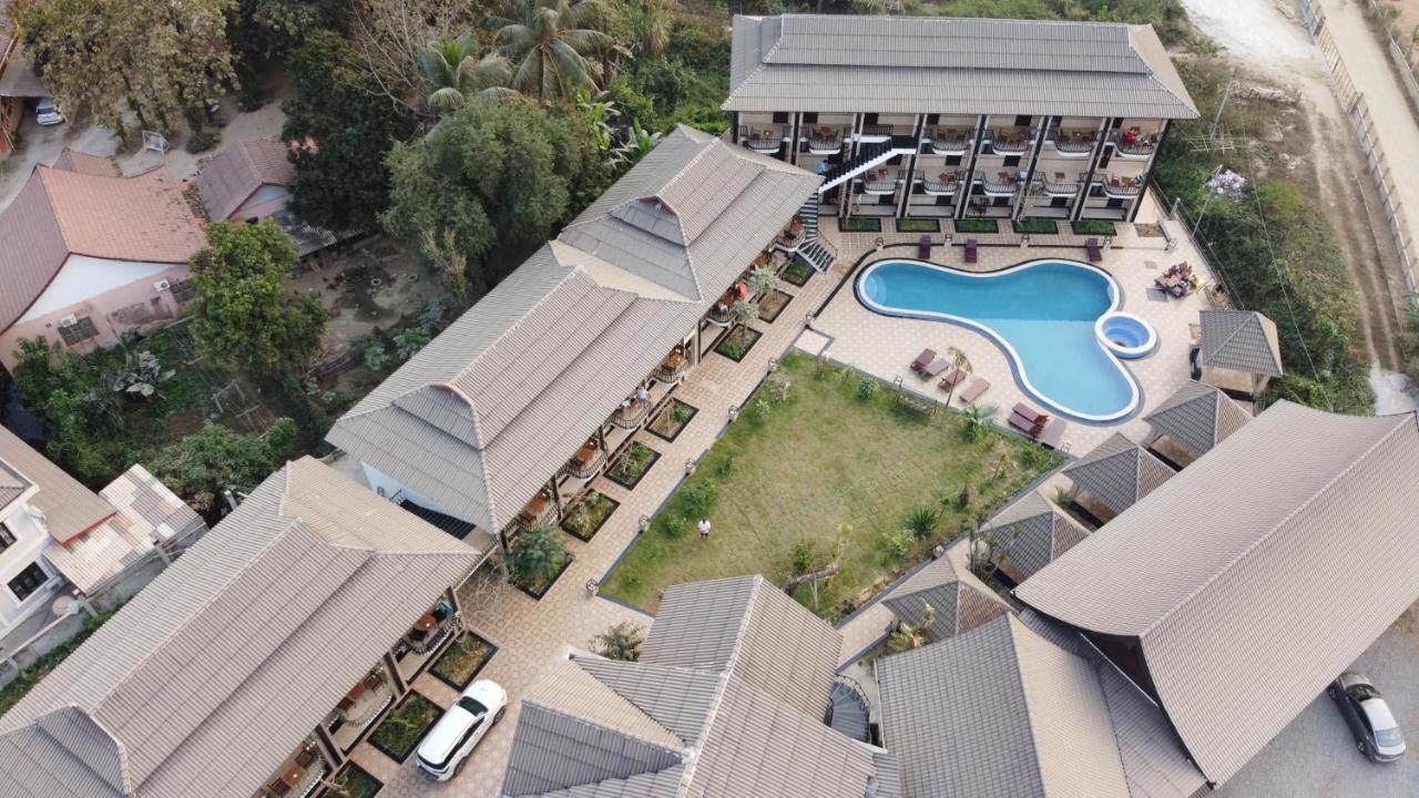 Vang Vieng Diamond Resort Exterior foto